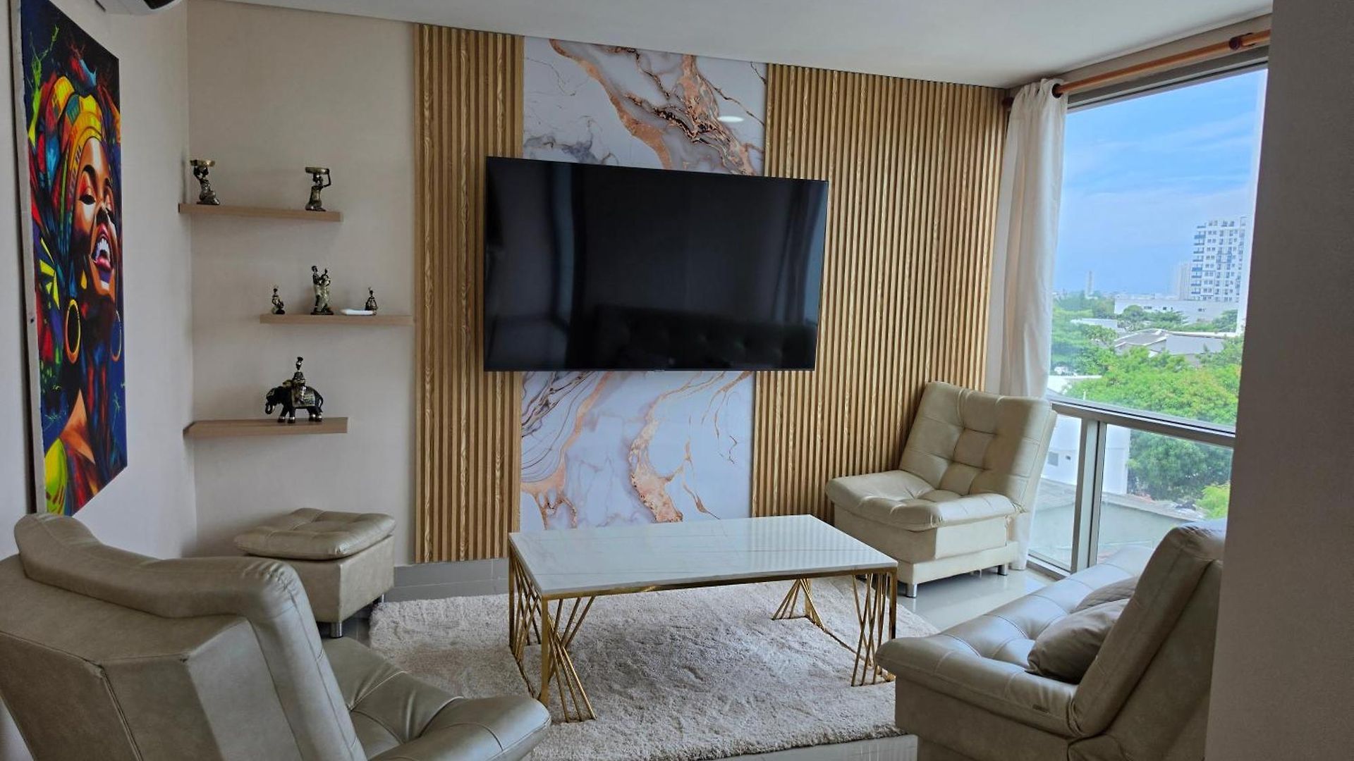 Luxury 4br 3ba Penthouse - 5 Min To Airport & Cartagena