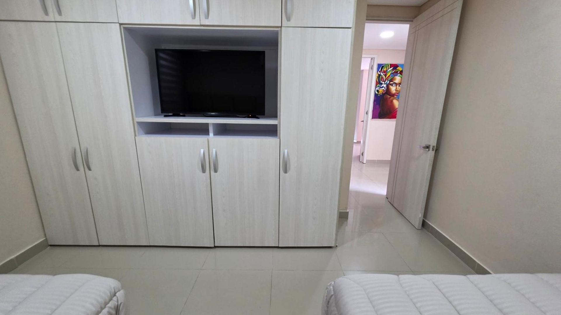 Luxury 4br 3ba Penthouse - 5 Min To Airport & Apartamento
