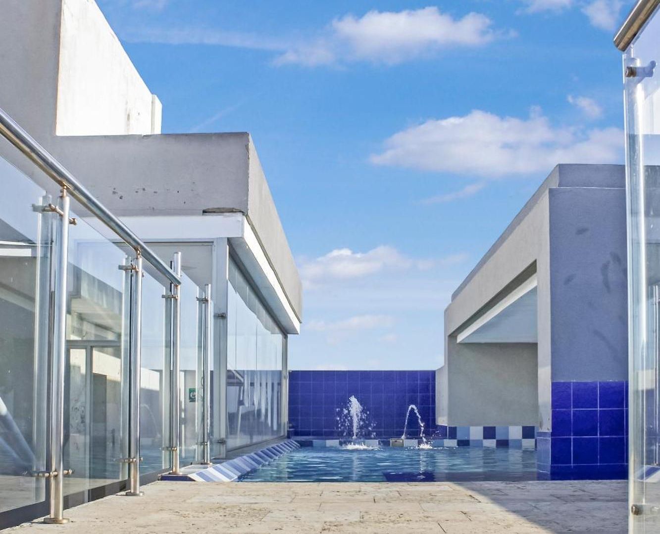Luxury 4br 3ba Penthouse - 5 Min To Airport & Cartagena
