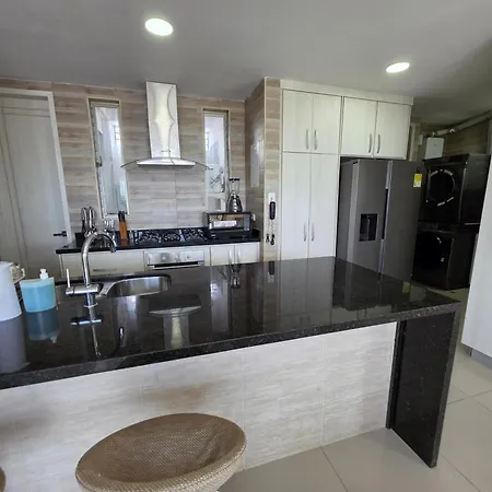 Apartamento Luxury 4br 3ba Penthouse - 5 Min To Airport & *
