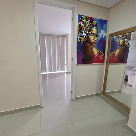 Apartamento Luxury 4br 3ba Penthouse - 5 Min To Airport & *